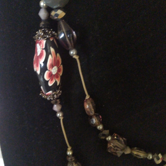 Long Beaded Necklace - Picture 4 of 5